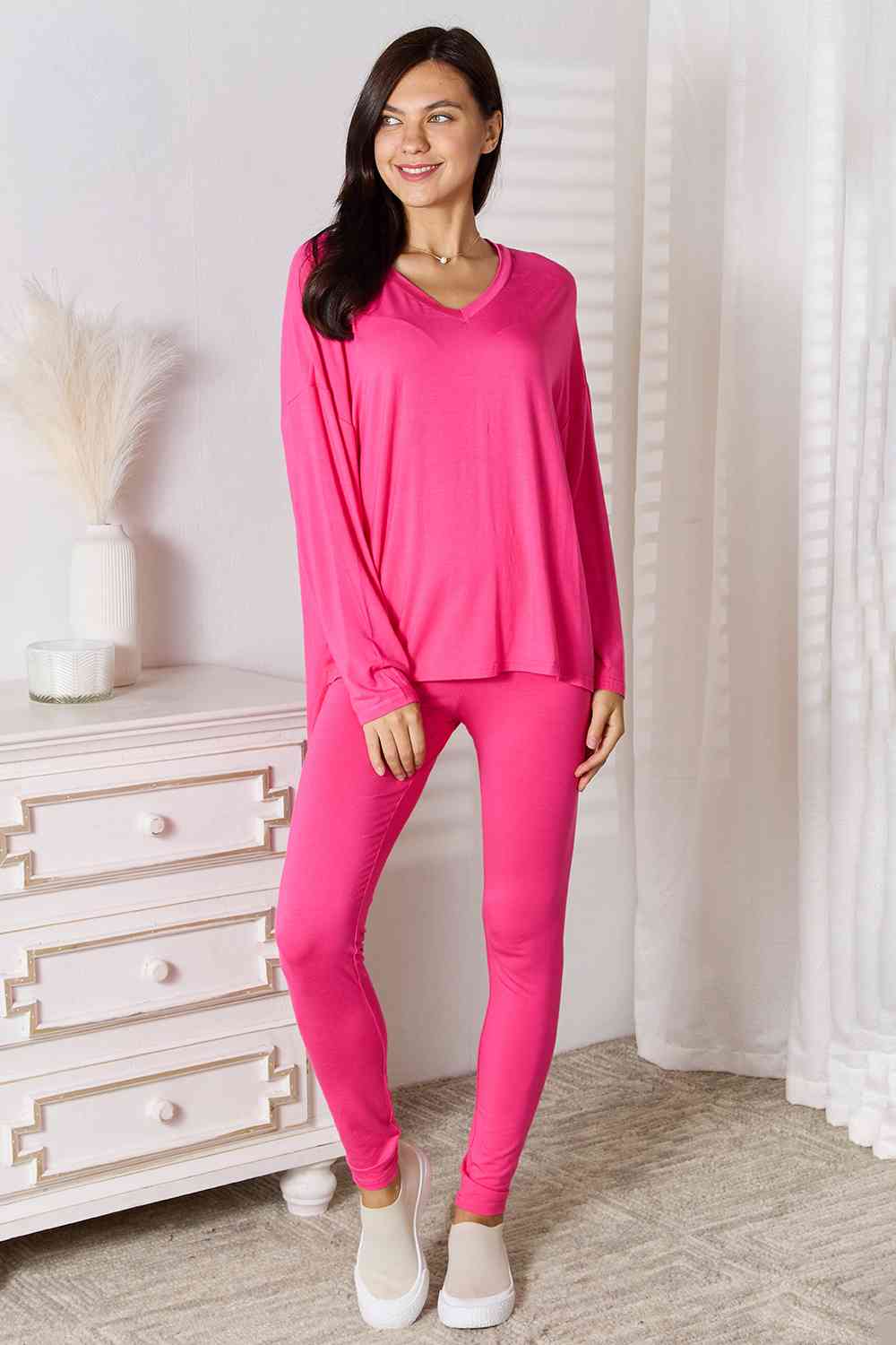 V-Neck Soft Rayon Lounge Set: Comfort & Style for All-Day Wear