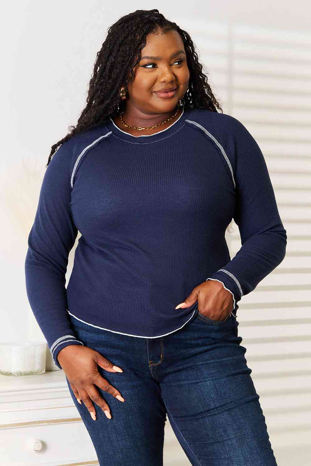 Trendy Raglan Sleeve Top with Contrasting Stitch Details