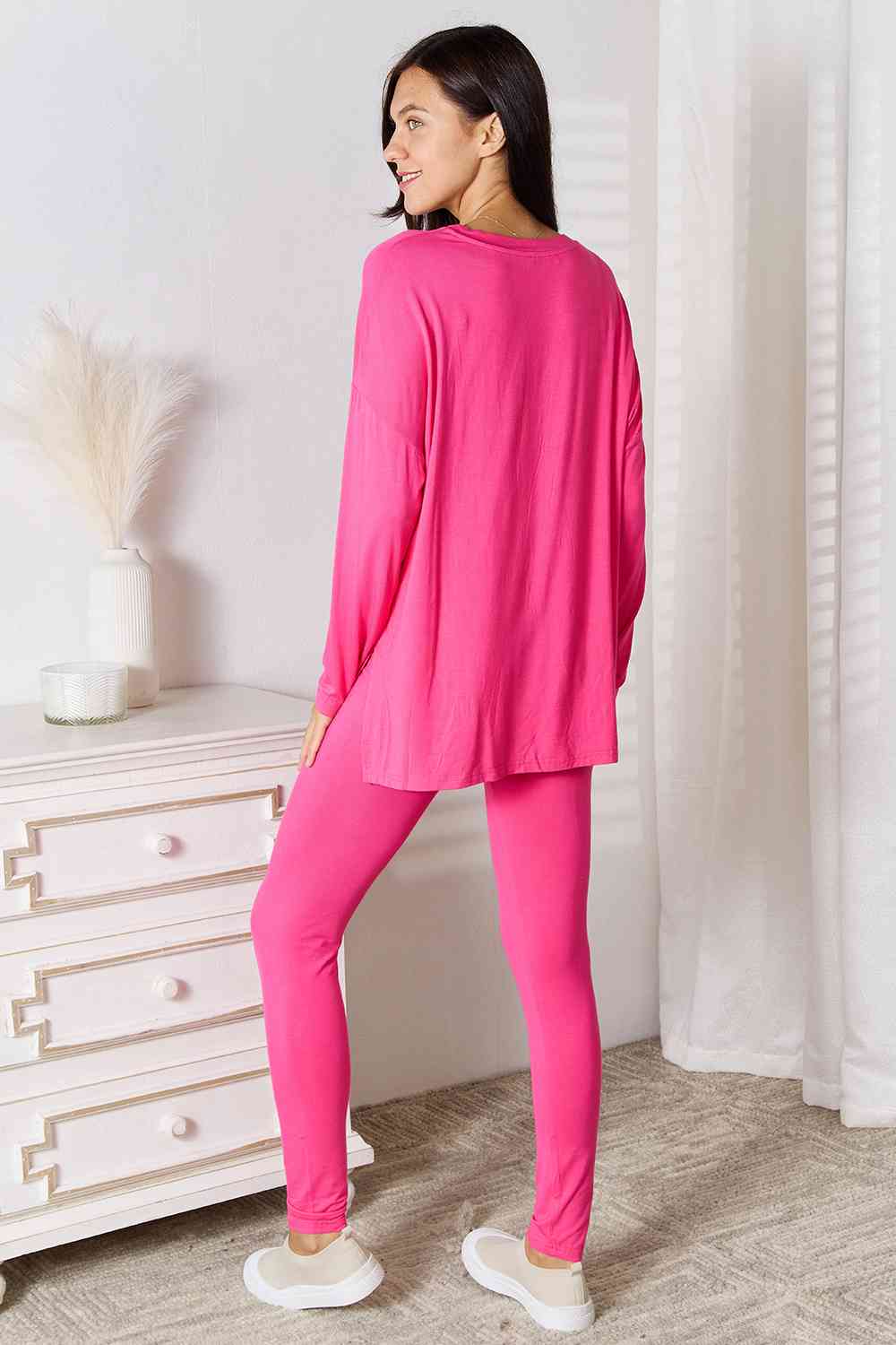 V-Neck Soft Rayon Lounge Set: Comfort & Style for All-Day Wear