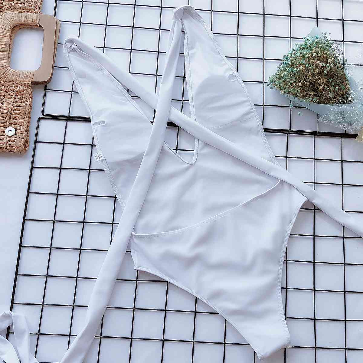 Stylish Halter Neck Deep V Tied One-Piece Swimsuit