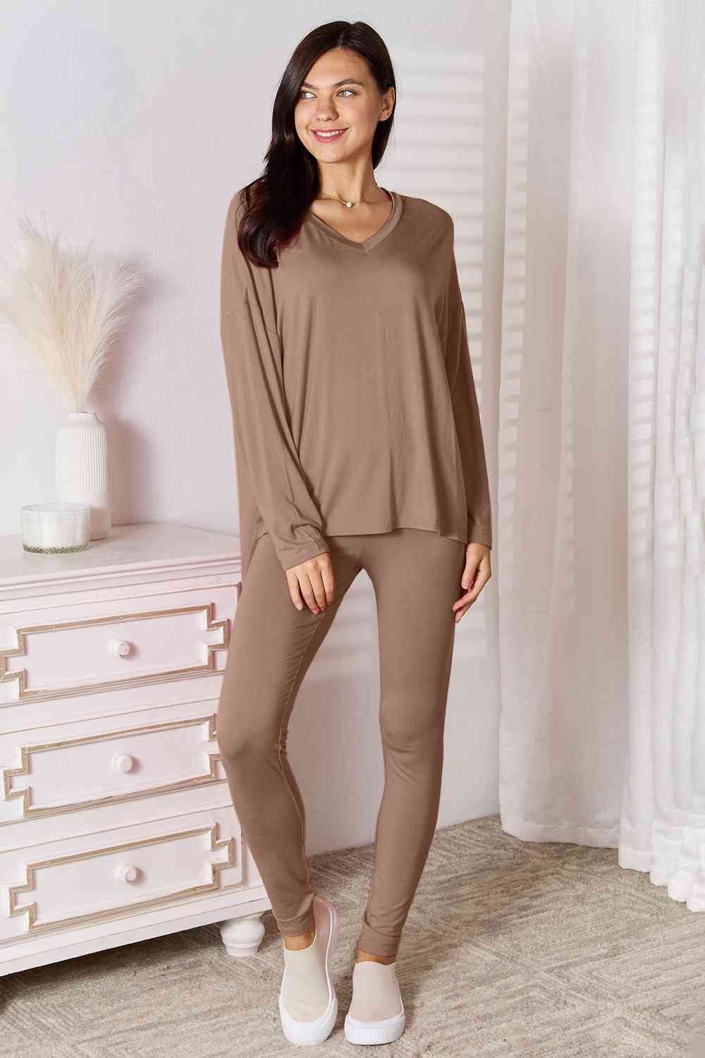 V-Neck Soft Rayon Lounge Set: Comfort & Style for All-Day Wear