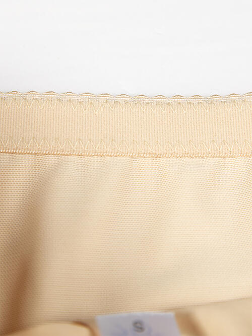 Lace Detail Smoothing Shorts – Full Size